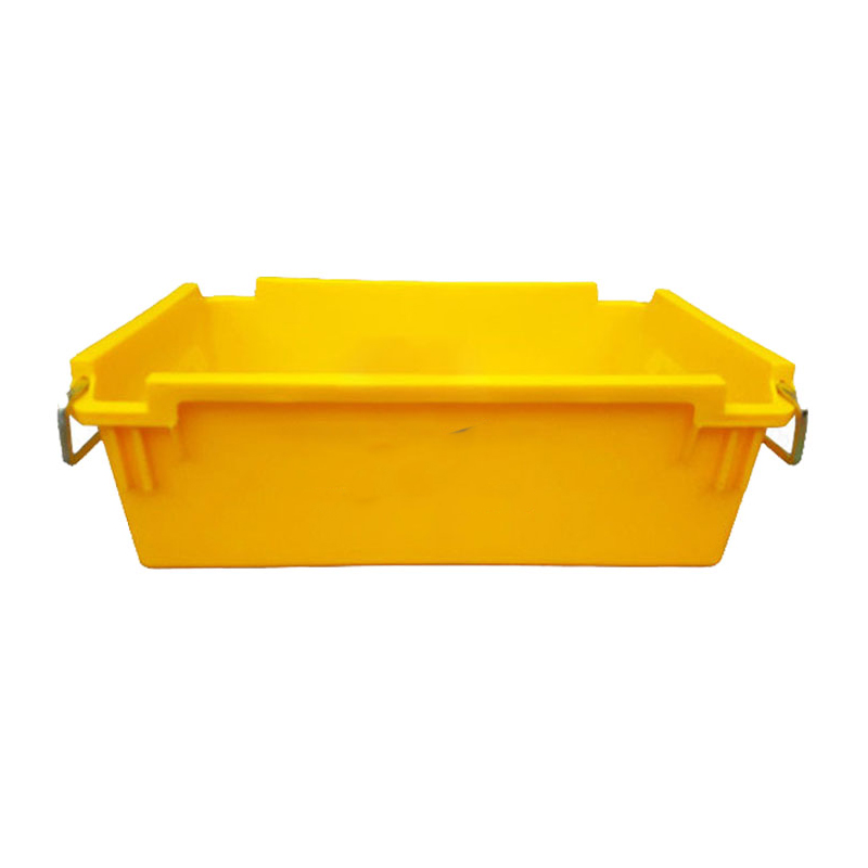 Thùng nhựa đặc A2 có quai sắt 1 Thùng nhựa đặc A2 có quai sắt