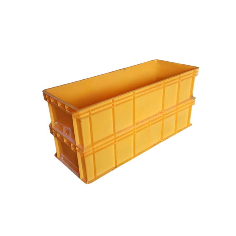 Thùng nhựa đặc PTC 831 1 Thùng nhựa đặc PTC 831